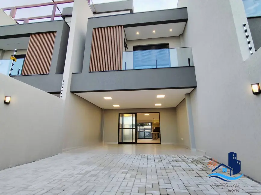 Foto 1 de Casa com 4 quartos à venda, 177m2 em Matinhos - PR