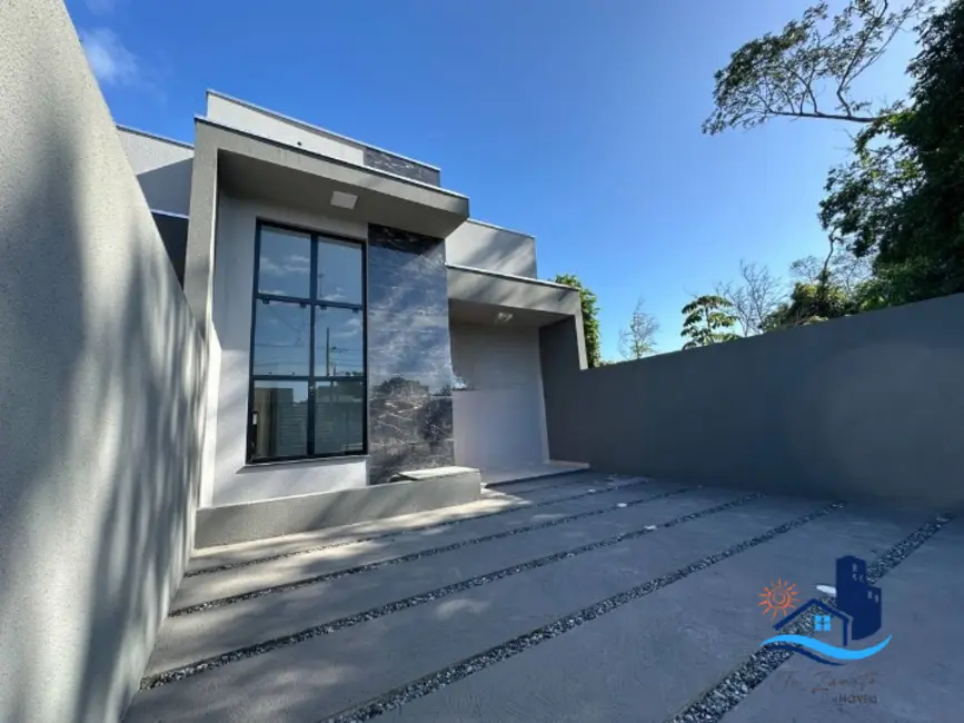 Foto 1 de Casa com 3 quartos à venda, 94m2 em Itapoa - SC