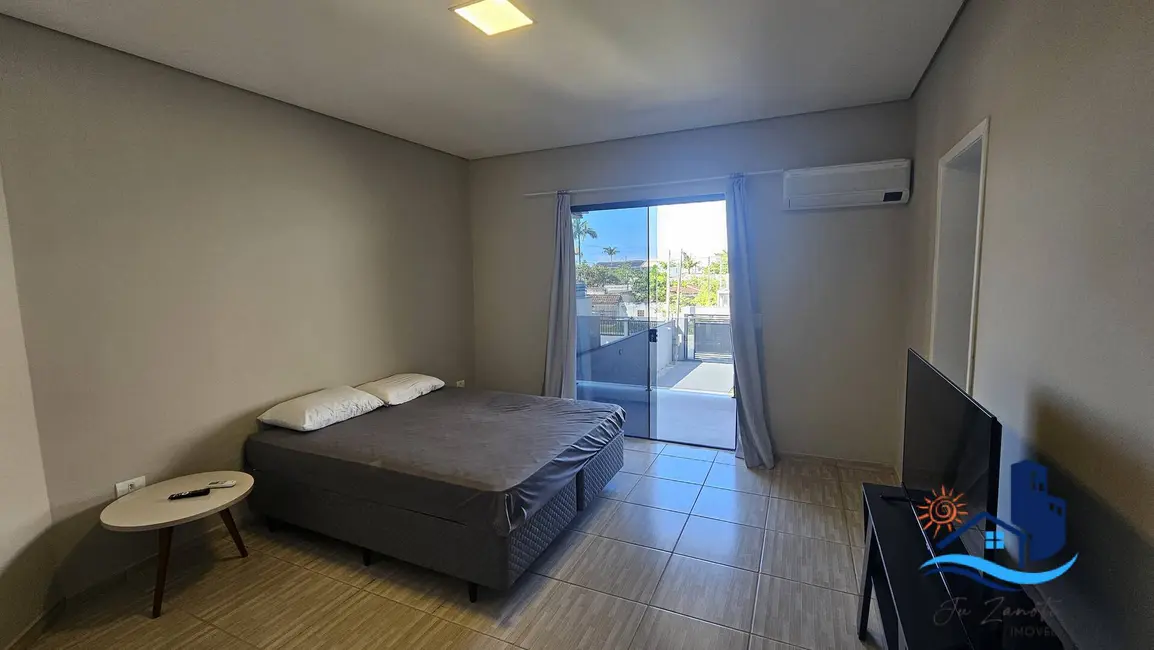 Foto 9 de Casa com 4 quartos à venda, 208m2 em Matinhos - PR