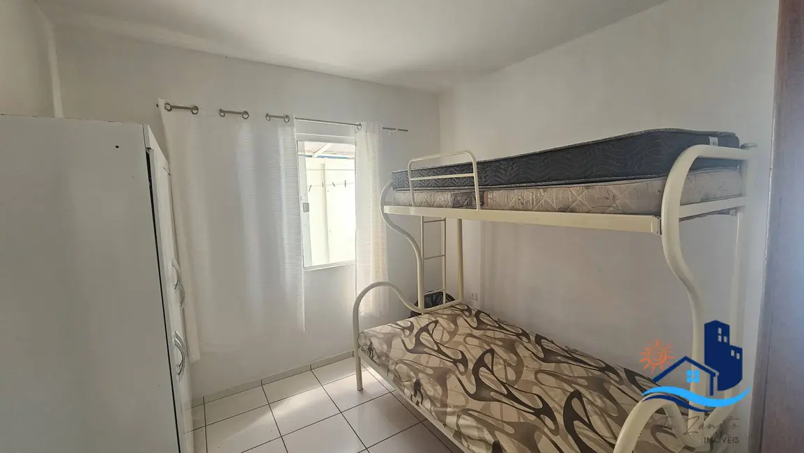 Foto 9 de Sobrado com 8 quartos à venda, 352m2 em Matinhos - PR