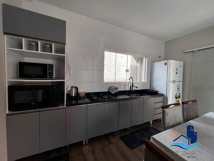 Foto 8 de Casa com 3 quartos à venda em Matinhos - PR