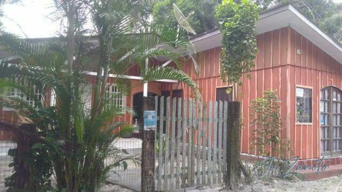 Pousada com 10 quartos à venda, 246m2 em Paranagua - PR - imagem 5 Foto 5 de Pousada com 10 quartos à venda, 246m2 em Paranagua - PR