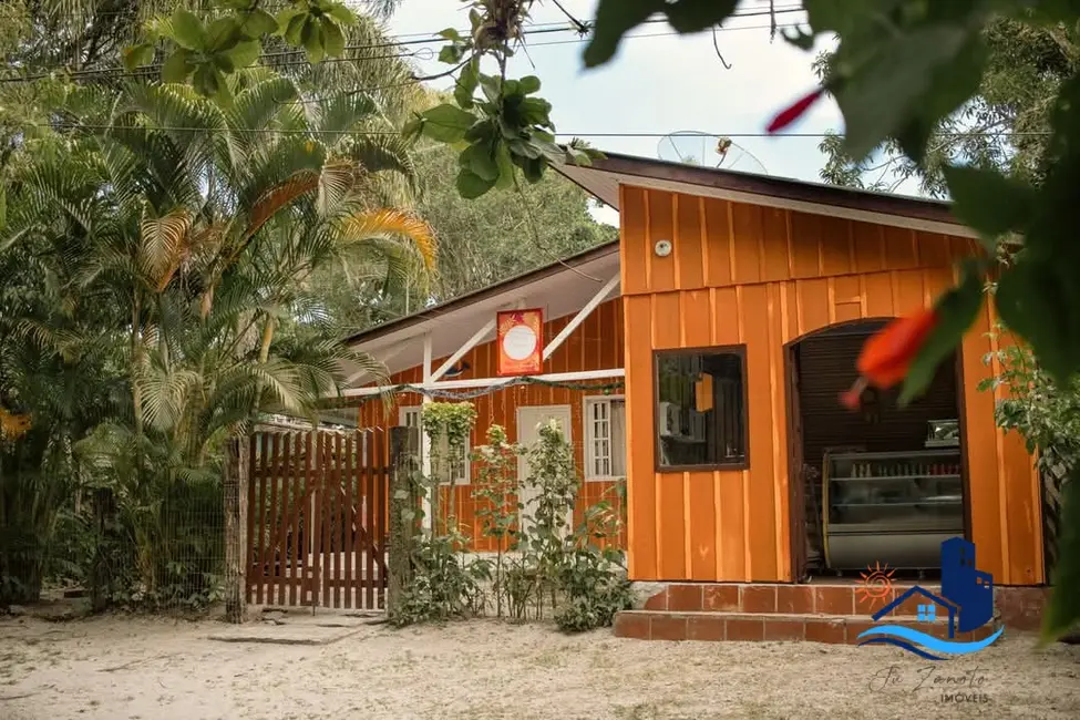 Pousada com 10 quartos à venda, 246m2 em Paranagua - PR - imagem 7 Foto 7 de Pousada com 10 quartos à venda, 246m2 em Paranagua - PR