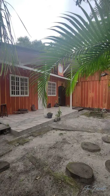 Pousada com 10 quartos à venda, 246m2 em Paranagua - PR - imagem 6 Foto 6 de Pousada com 10 quartos à venda, 246m2 em Paranagua - PR