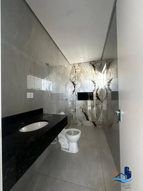 Foto 8 de Sobrado com 3 quartos à venda, 122m2 em Matinhos - PR