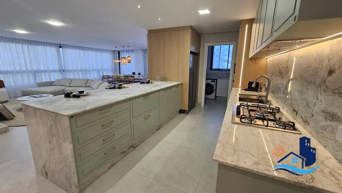 Foto 8 de Apartamento com 4 quartos à venda, 193m2 em Centro, Guaratuba - PR