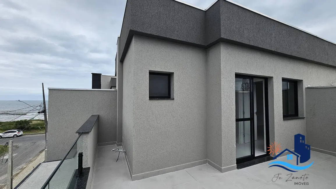 Foto 5 de Sobrado com 4 quartos à venda, 216m2 em Matinhos - PR