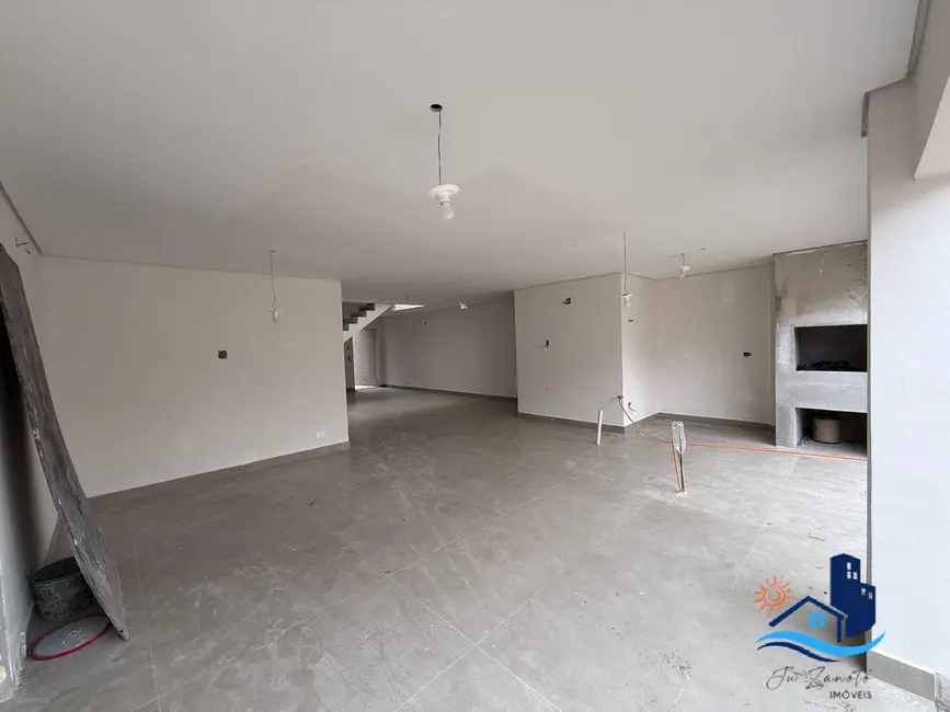 Foto 6 de Casa com 3 quartos à venda, 167m2 em Matinhos - PR