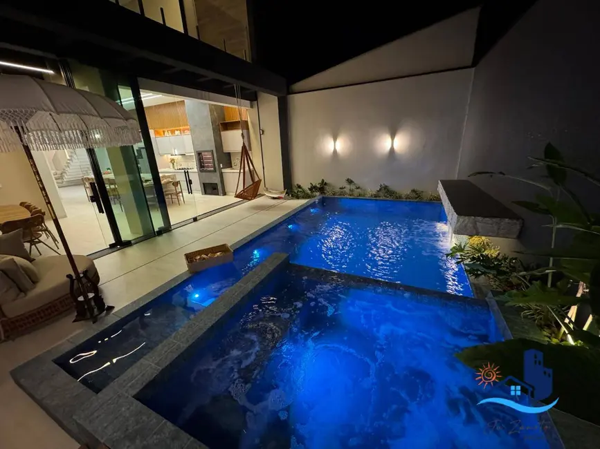 Foto 8 de Casa com 4 quartos à venda, 268m2 em Matinhos - PR