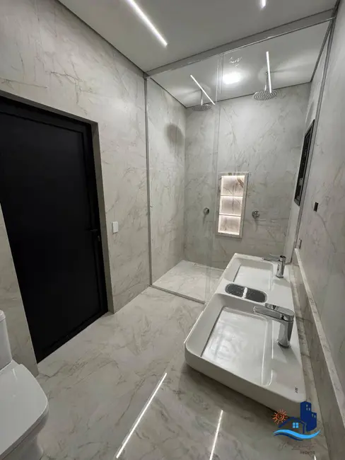 Foto 5 de Casa com 4 quartos à venda, 268m2 em Matinhos - PR