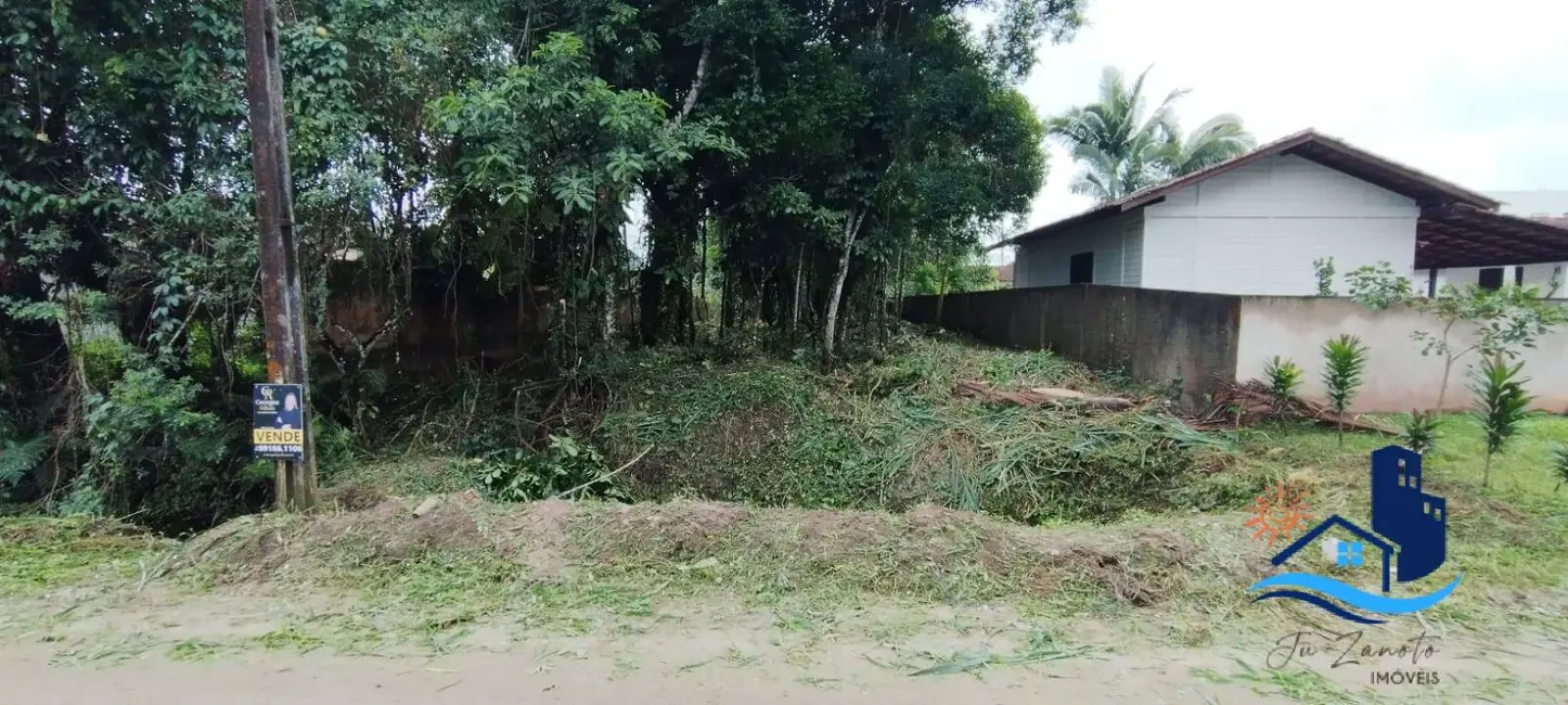 Foto 1 de Terreno / Lote à venda, 764m2 em Itapoa - SC