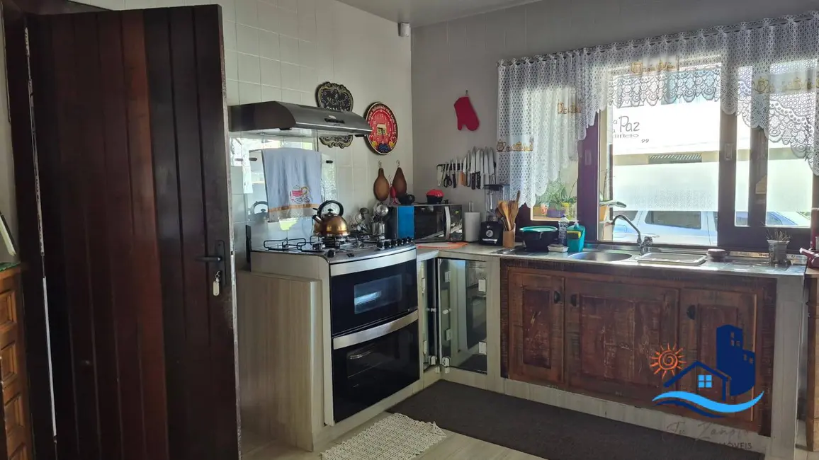Foto 7 de Apartamento com 3 quartos à venda, 204m2 em Centro, Matinhos - PR