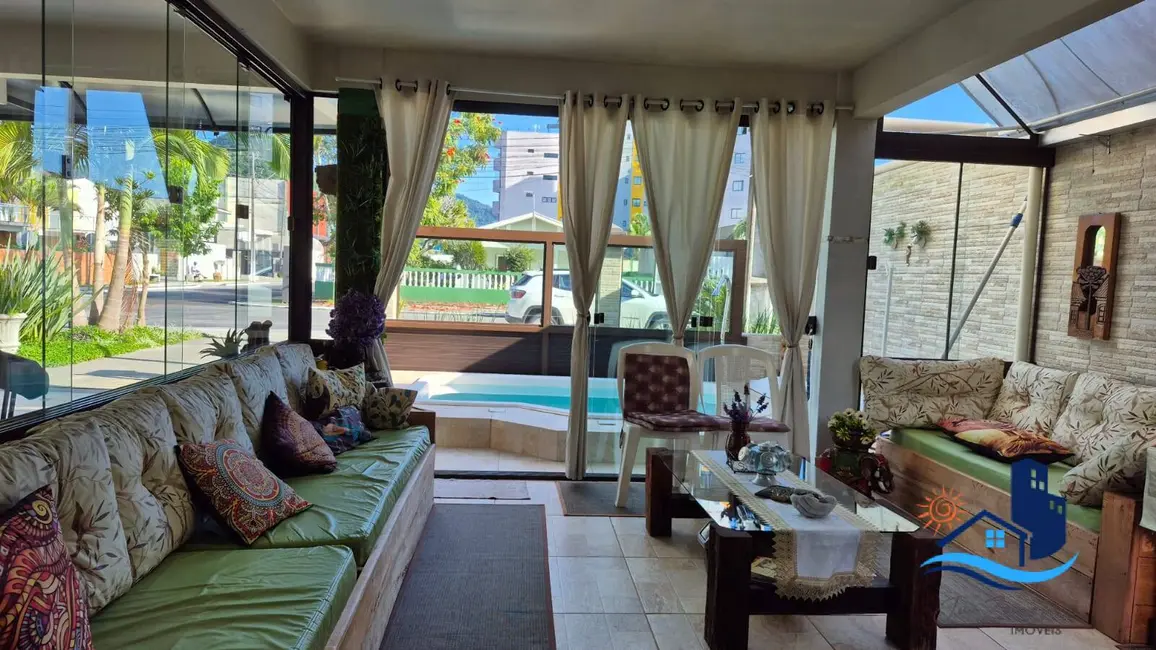 Foto 5 de Apartamento com 3 quartos à venda, 204m2 em Centro, Matinhos - PR