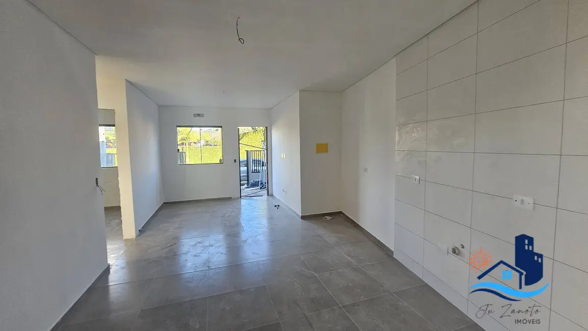 Casa com 2 quartos à venda, 50m2 em Matinhos - PR - imagem 6 Foto 6 de Casa com 2 quartos à venda, 50m2 em Matinhos - PR