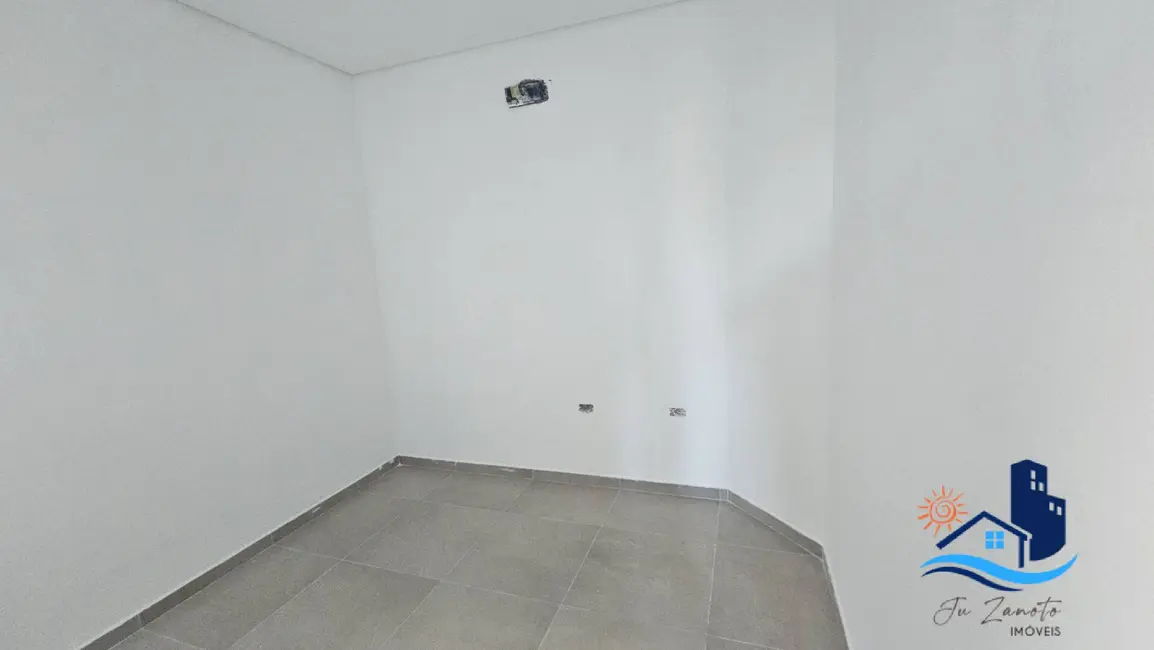 Casa com 3 quartos à venda, 165m2 em Matinhos - PR - imagem 4 Foto 4 de Casa com 3 quartos à venda, 165m2 em Matinhos - PR