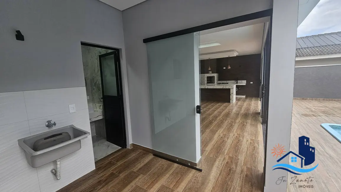 Foto 9 de Casa com 4 quartos à venda, 290m2 em Pontal Do Parana - PR