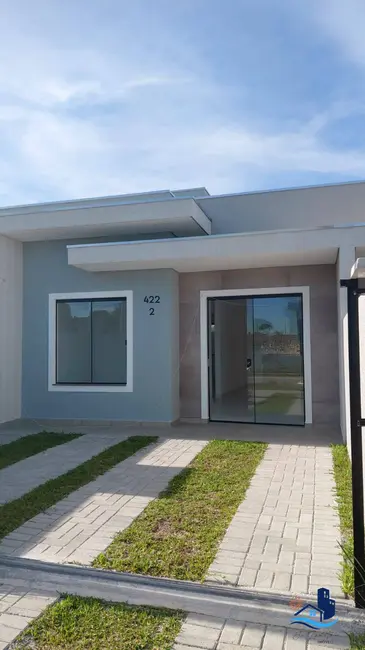 Foto 1 de Casa com 2 quartos à venda, 56m2 em Matinhos - PR