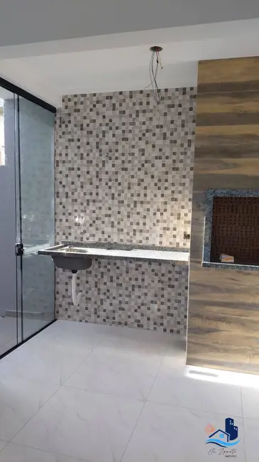 Foto 8 de Casa com 2 quartos à venda, 56m2 em Matinhos - PR