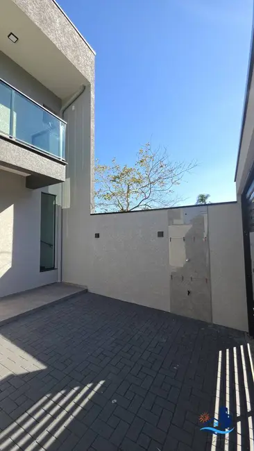 Foto 2 de Casa com 3 quartos à venda, 130m2 em Matinhos - PR