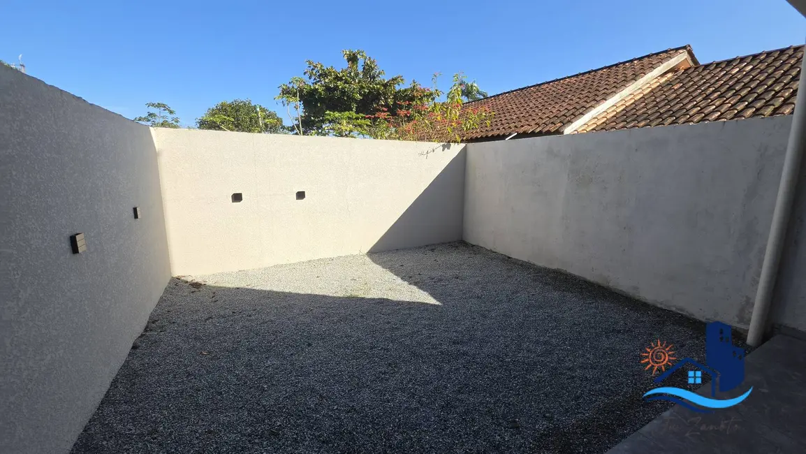 Foto 5 de Casa com 3 quartos à venda, 130m2 em Matinhos - PR