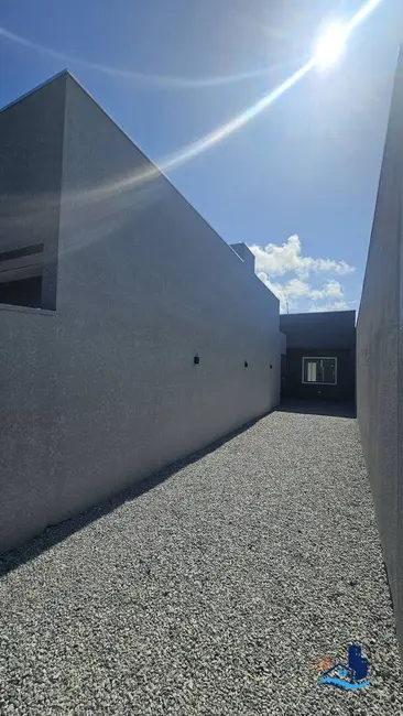 Foto 2 de Casa com 2 quartos à venda, 179m2 em Matinhos - PR