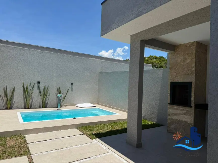 Casa com 3 quartos à venda, 165m2 em Matinhos - PR - imagem 4 Foto 4 de Casa com 3 quartos à venda, 165m2 em Matinhos - PR