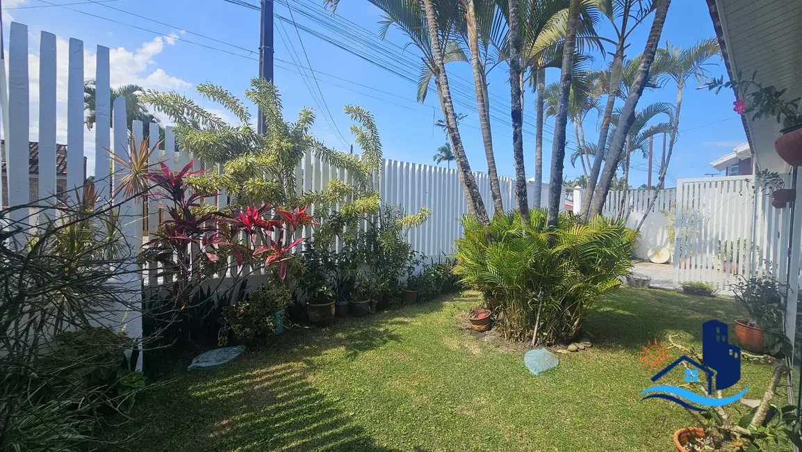 Sobrado com 3 quartos à venda, 103m2 em Matinhos - PR - imagem 7 Foto 7 de Sobrado com 3 quartos à venda, 103m2 em Matinhos - PR