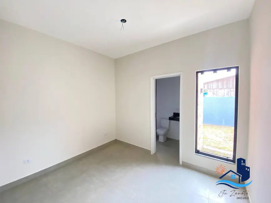 Foto 6 de Casa à venda em Matinhos - PR