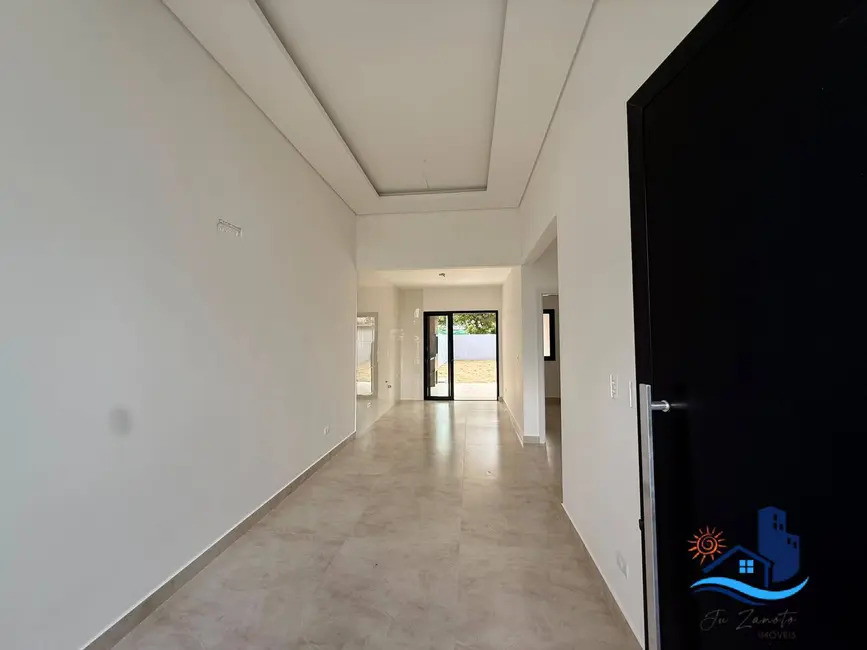Casa com 2 quartos à venda em Matinhos - PR - imagem 4 Foto 4 de Casa com 2 quartos à venda em Matinhos - PR