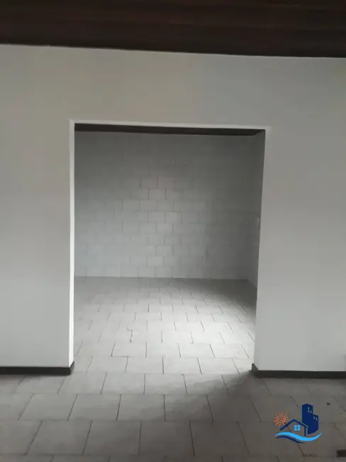 Foto 7 de Sobrado com 4 quartos à venda, 184m2 em Matinhos - PR