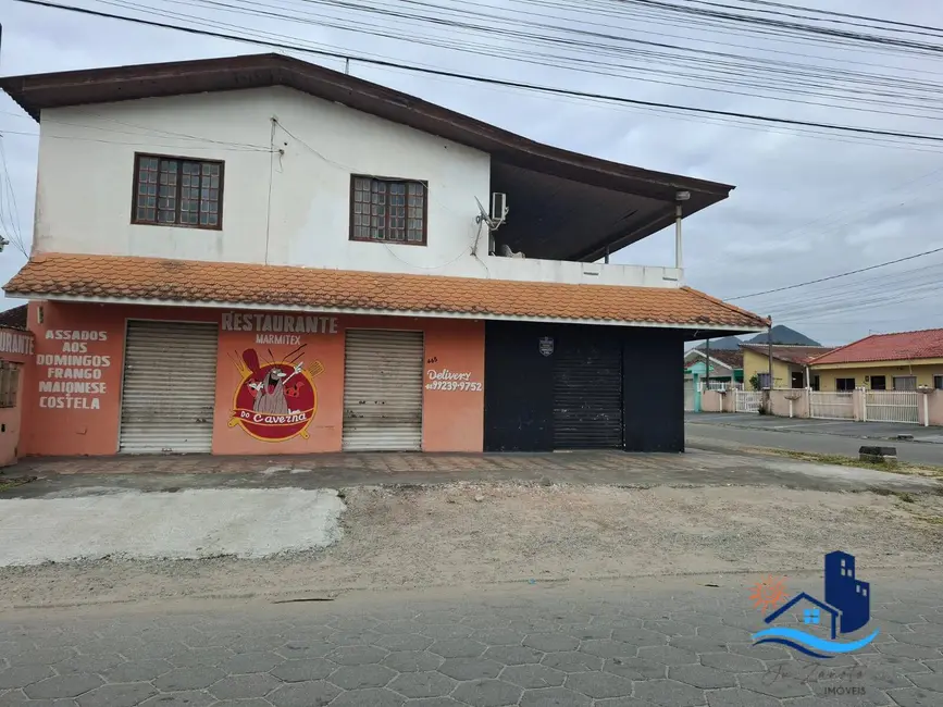 Foto 3 de Sobrado com 4 quartos à venda, 184m2 em Matinhos - PR