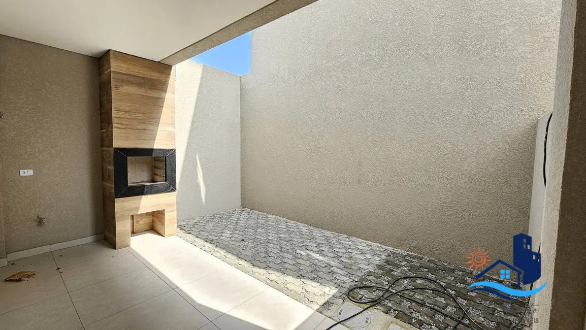 Foto 4 de Sobrado com 3 quartos à venda, 112m2 em Matinhos - PR