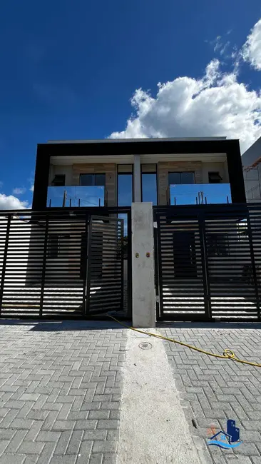 Foto 1 de Sobrado com 3 quartos à venda, 112m2 em Matinhos - PR