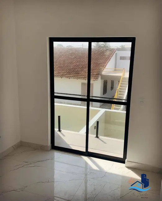 Casa com 4 quartos à venda, 560m2 em Guaratuba - PR - imagem 4 Foto 4 de Casa com 4 quartos à venda, 560m2 em Guaratuba - PR