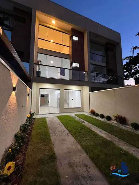 Foto 2 de Sobrado com 3 quartos à venda, 141m2 em Pontal Do Parana - PR