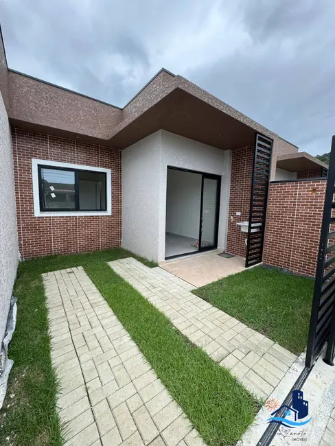 Foto 2 de Casa com 2 quartos à venda, 50m2 em Matinhos - PR