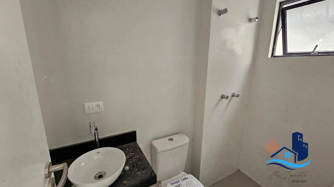 Foto 6 de Casa com 3 quartos à venda, 152m2 em Matinhos - PR