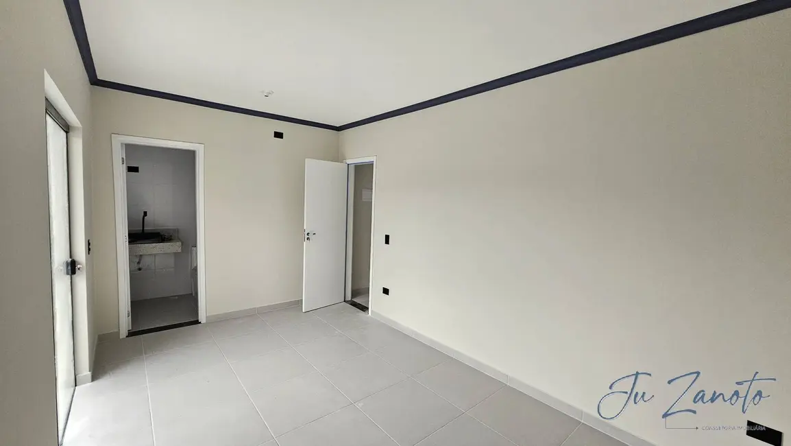 Foto 3 de Sobrado com 3 quartos à venda, 120m2 em Matinhos - PR