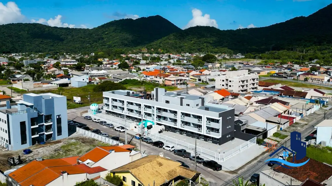 Foto 4 de Apartamento com 2 quartos à venda, 52m2 em Matinhos - PR