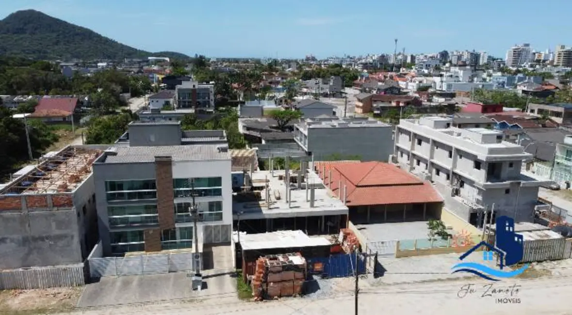 Foto 6 de Cobertura com 3 quartos à venda, 118m2 em Matinhos - PR