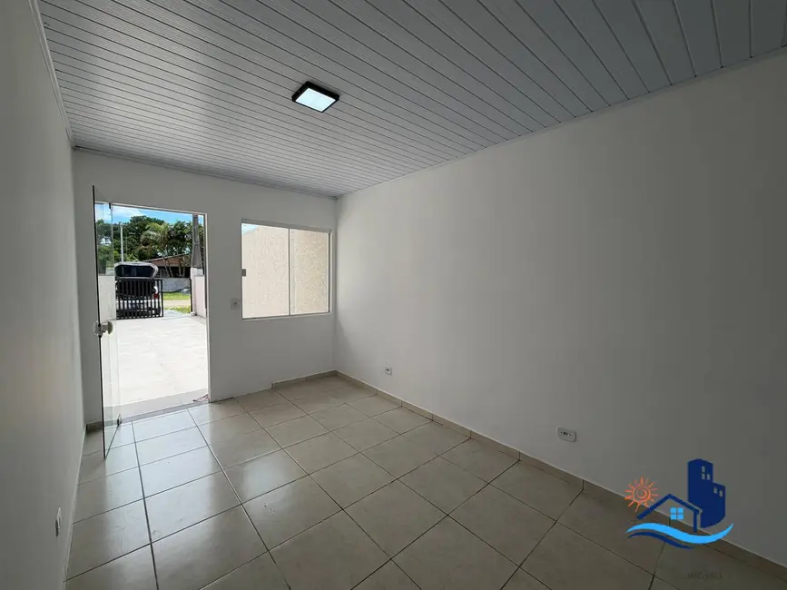 Foto 2 de Casa com 2 quartos à venda, 48m2 em Pontal Do Parana - PR