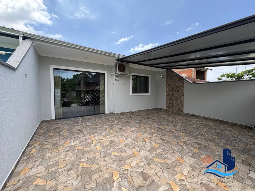 Foto 3 de Casa com 2 quartos à venda, 54m2 em Matinhos - PR
