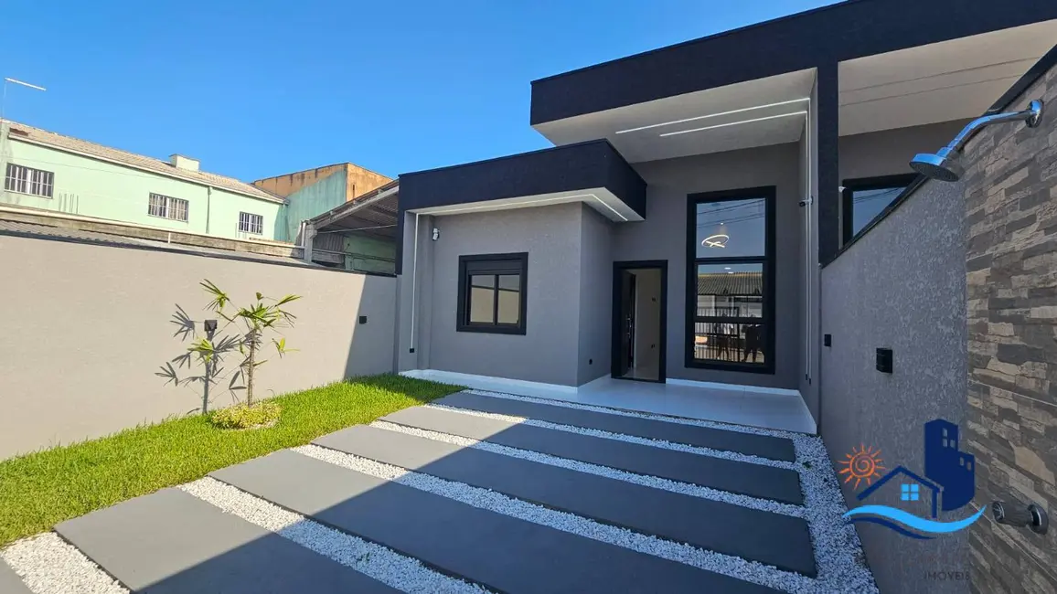 Foto 1 de Casa com 3 quartos à venda em Matinhos - PR