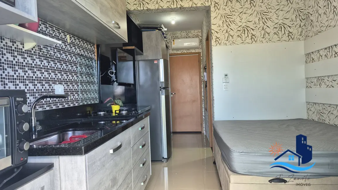 Foto 2 de Apartamento com 1 quarto à venda, 22m2 em Centro, Matinhos - PR