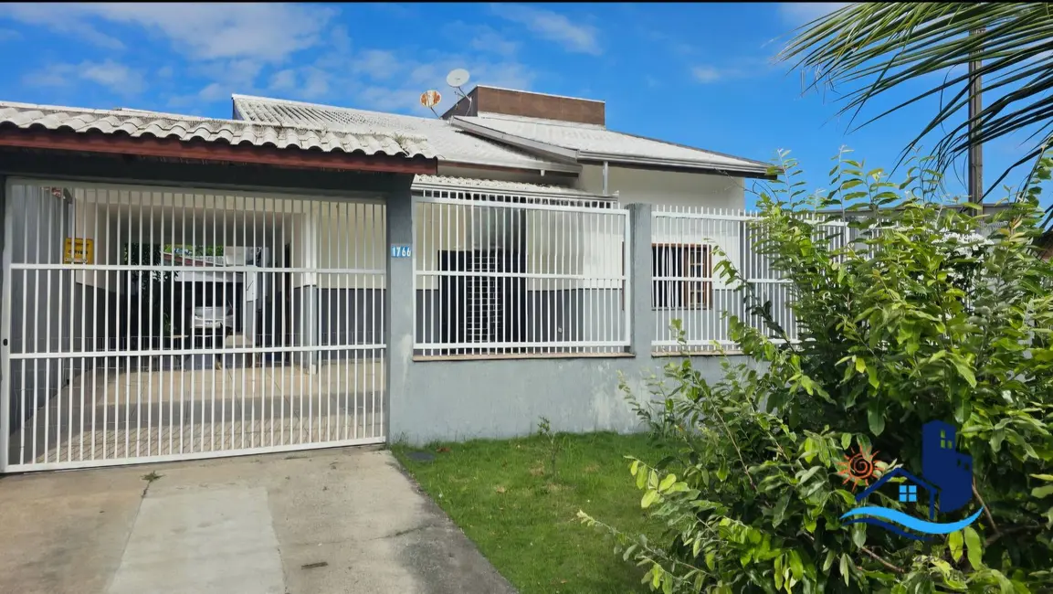 Foto 1 de Casa com 4 quartos à venda, 390m2 em Matinhos - PR
