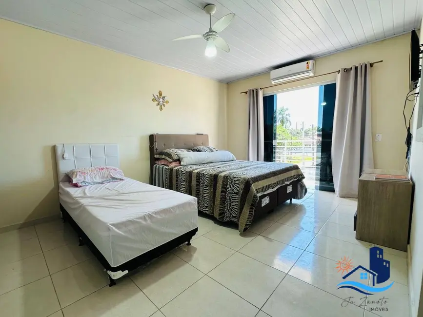 Foto 9 de Sobrado com 4 quartos à venda em Matinhos - PR