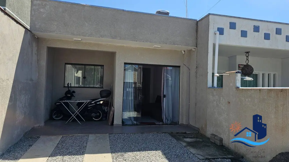 Foto 1 de Casa com 3 quartos à venda, 55m2 em Matinhos - PR
