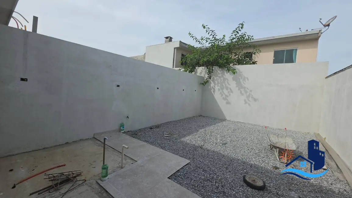 Foto 3 de Casa com 3 quartos à venda, 63m2 em Matinhos - PR