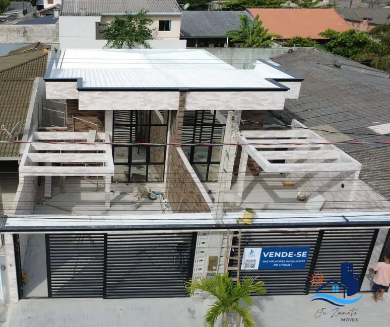 Foto 1 de Casa com 3 quartos à venda, 63m2 em Matinhos - PR