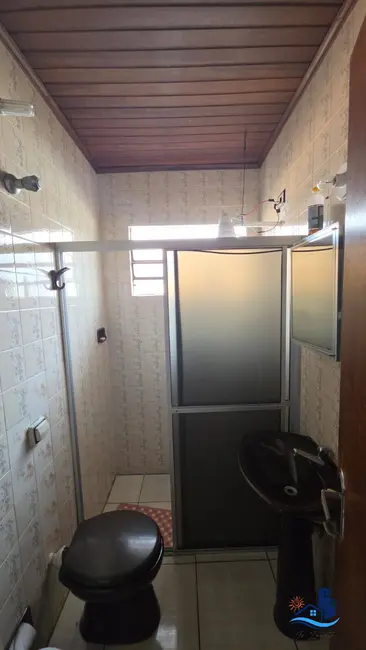 Foto 3 de Casa com 5 quartos à venda, 166m2 em Matinhos - PR